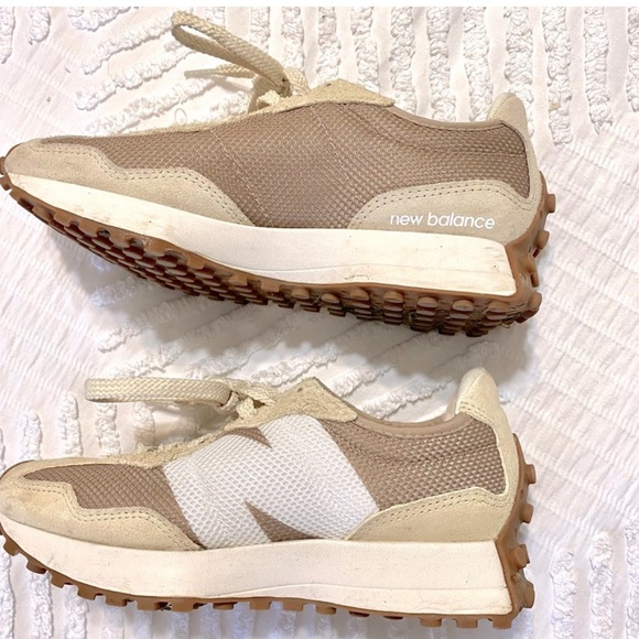 New balance - Picture 4 of 5